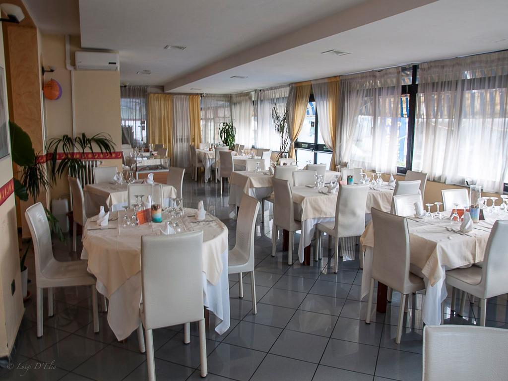 Albergo Gea Pontecagnano Exteriör bild